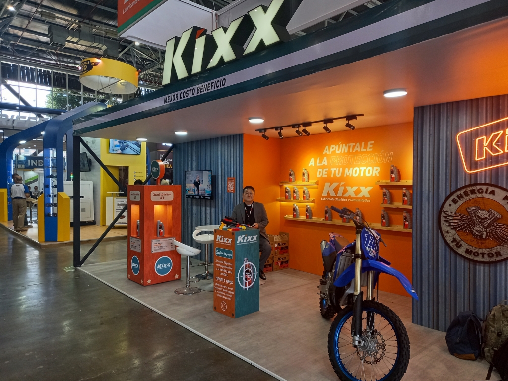 230505 콜 이륜차 전시회 킥스 부스 사진 12.jpg